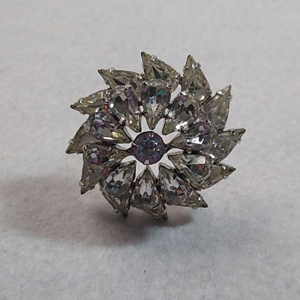 Weiss Teardrop Rhinestones Circular Pattern Spark… - image 4